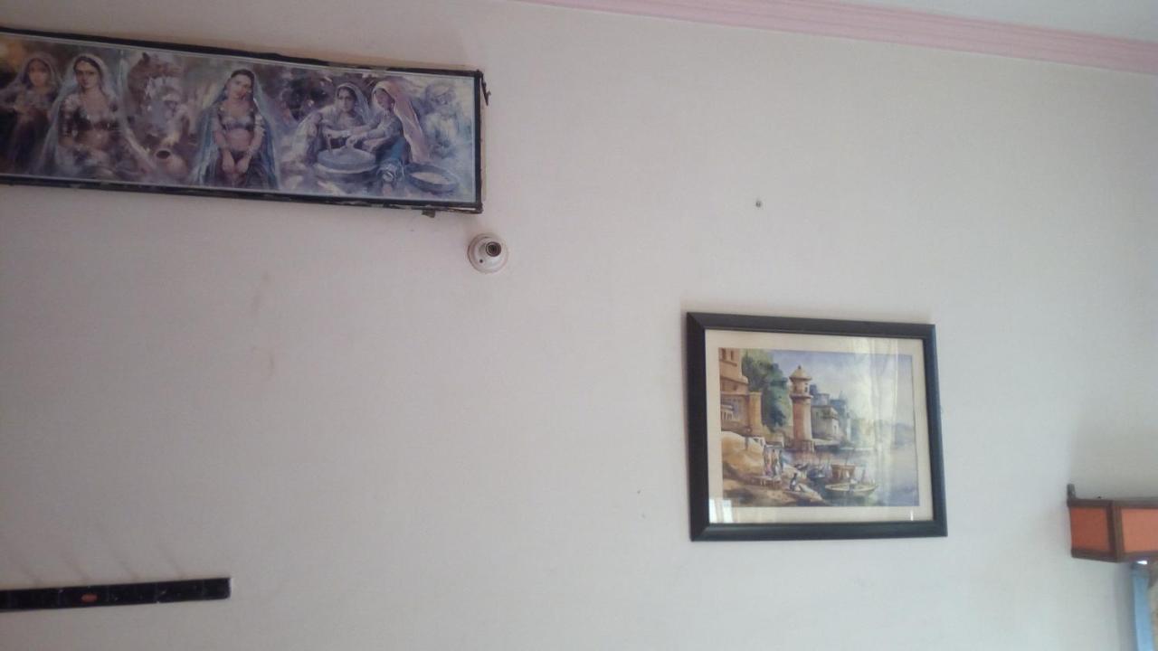 Ishan Paying Guest House Варанасі Екстер'єр фото