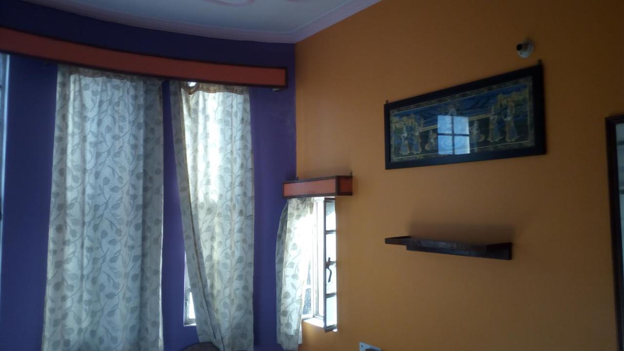 Ishan Paying Guest House Варанасі Екстер'єр фото