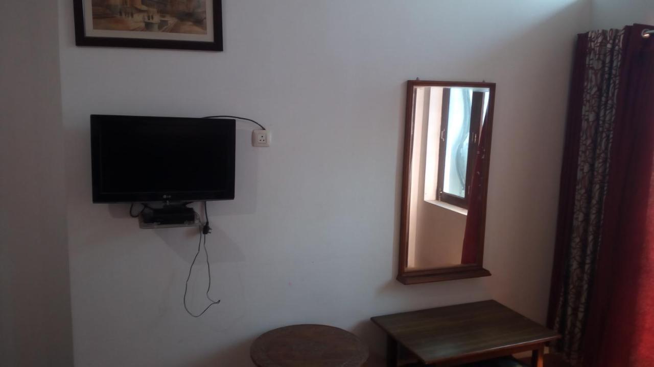 Ishan Paying Guest House Варанасі Екстер'єр фото