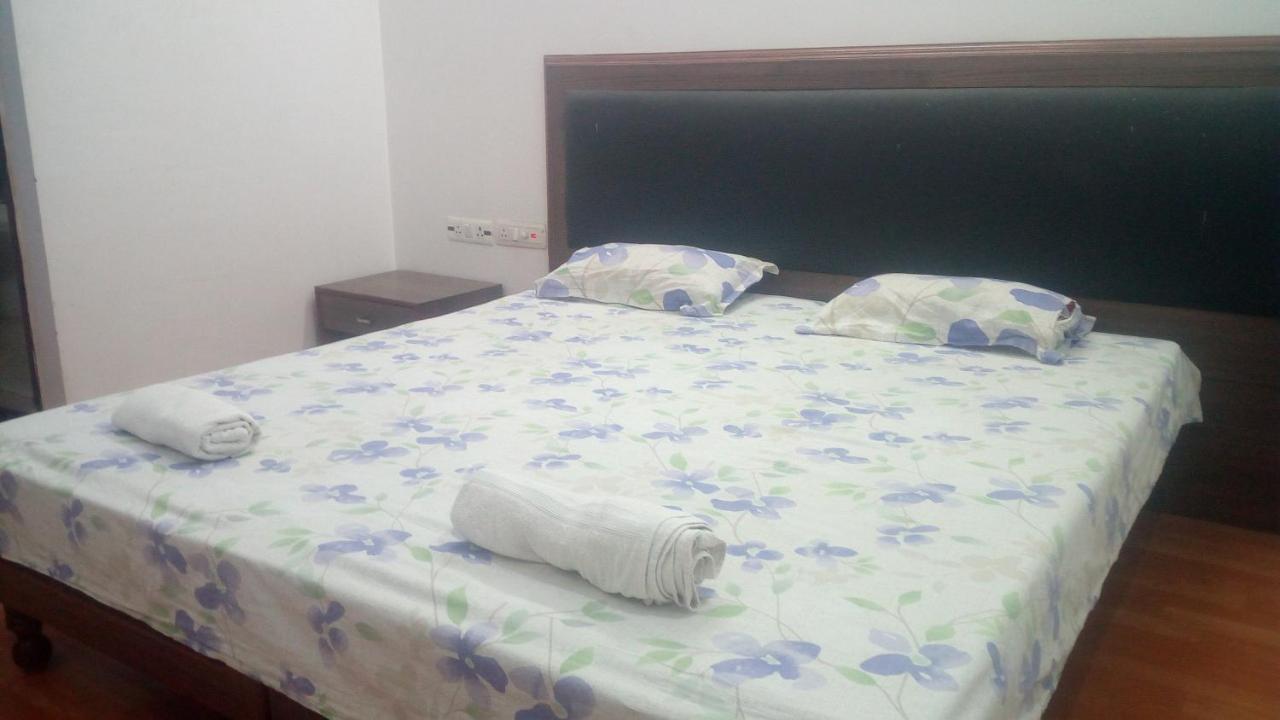 Ishan Paying Guest House Варанасі Екстер'єр фото