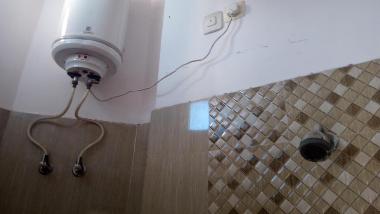 Ishan Paying Guest House Варанасі Екстер'єр фото