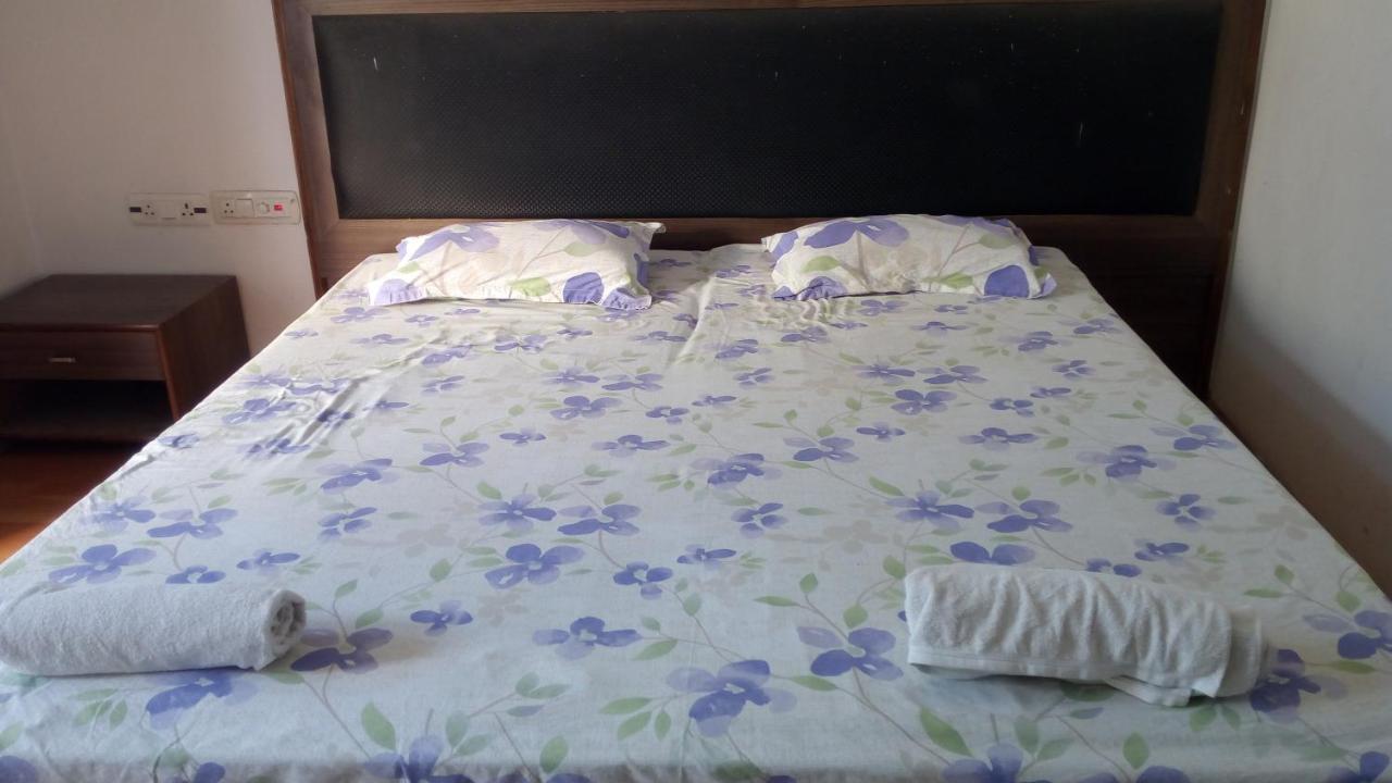 Ishan Paying Guest House Варанасі Екстер'єр фото